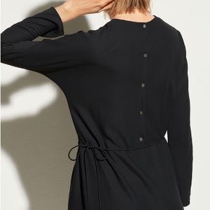 Vince Crepe Button Back Dress size s